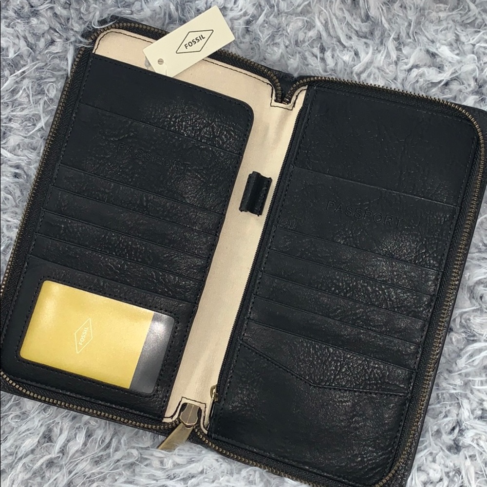 Fossil Travel card/passport organizer!